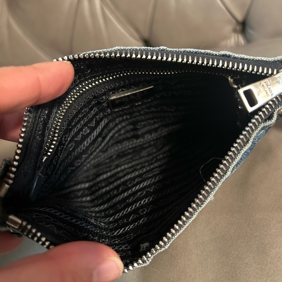 💥SOLD💥 PRADA Denim Borchie Wristlet Pouch Bag Authentic with COA cards receipt - Picture 5 of 17
